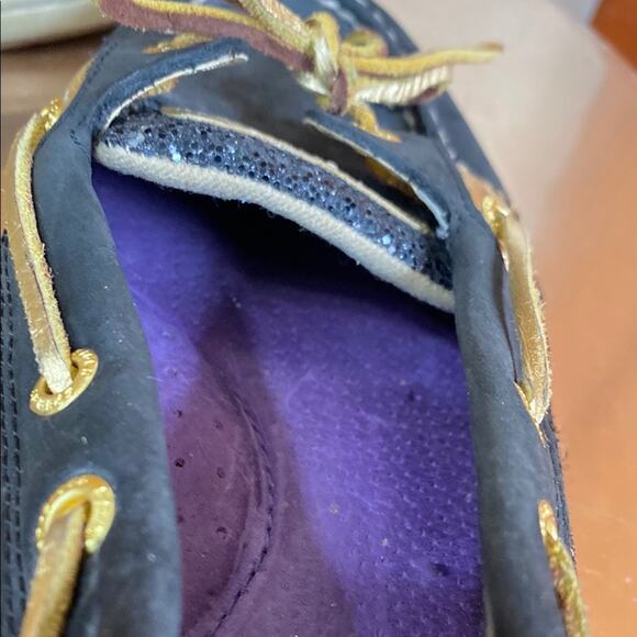 Sperry Black and Gold Boat Shoes Leather Laces - Picture 10 of 13